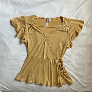 Yellow Blouse from top shop brand alya size medium